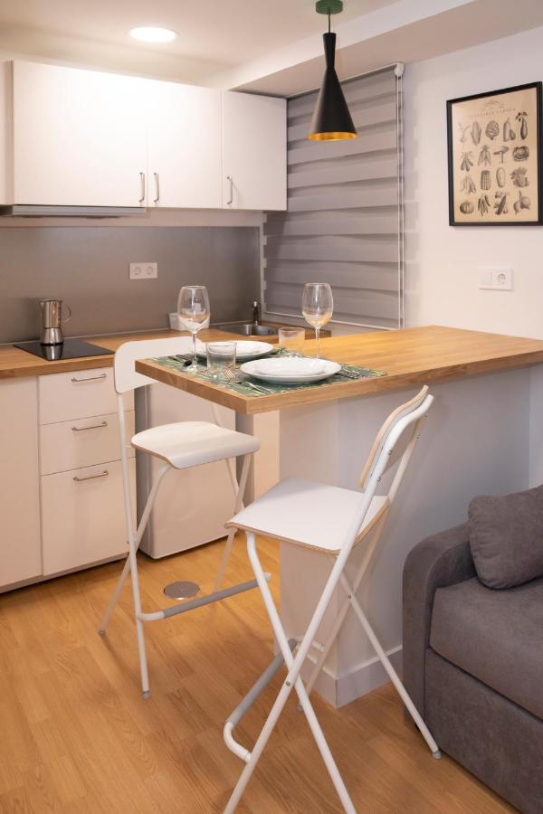 Hostal Montaloya Madrid Eksteriør billede