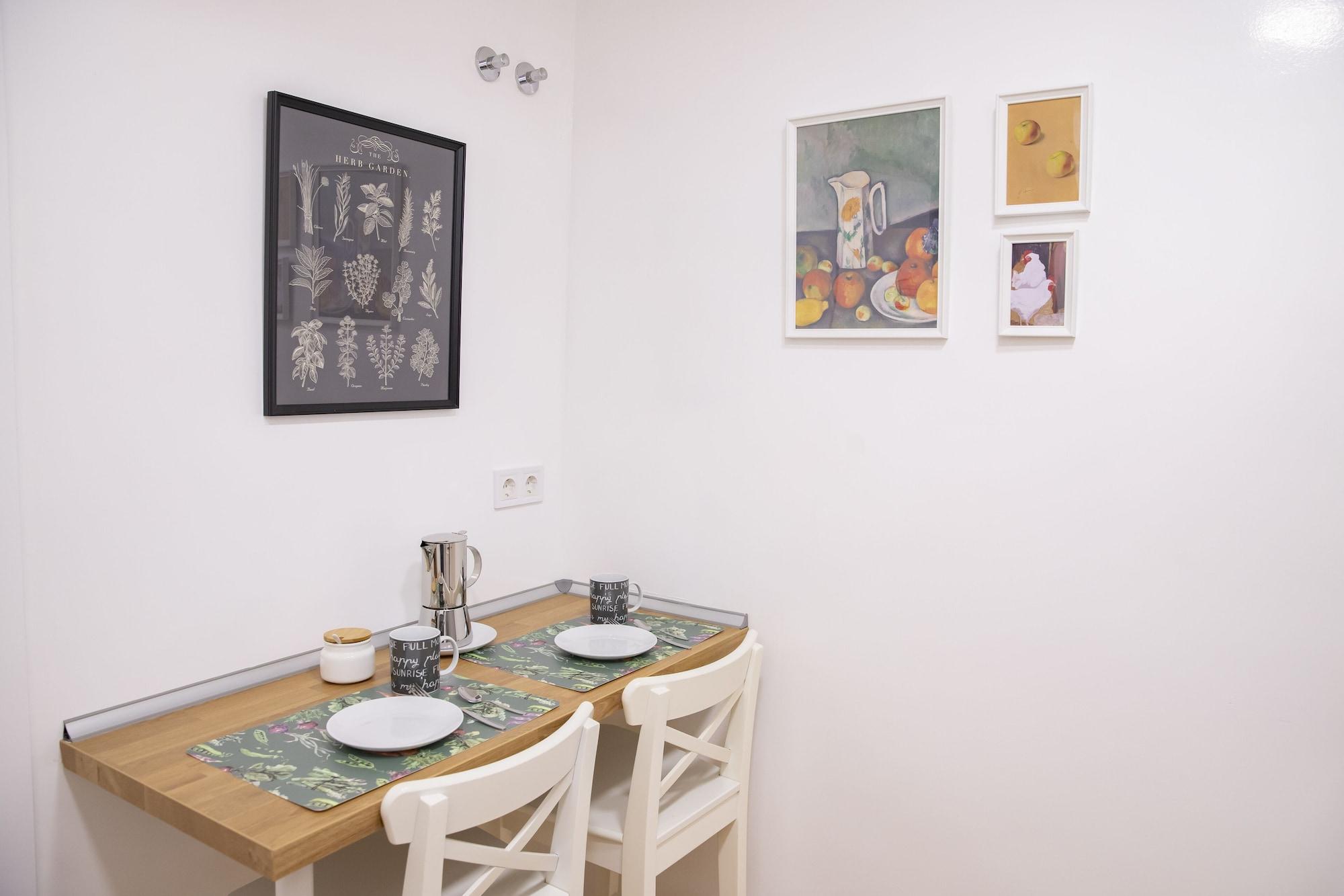 Hostal Montaloya Madrid Eksteriør billede