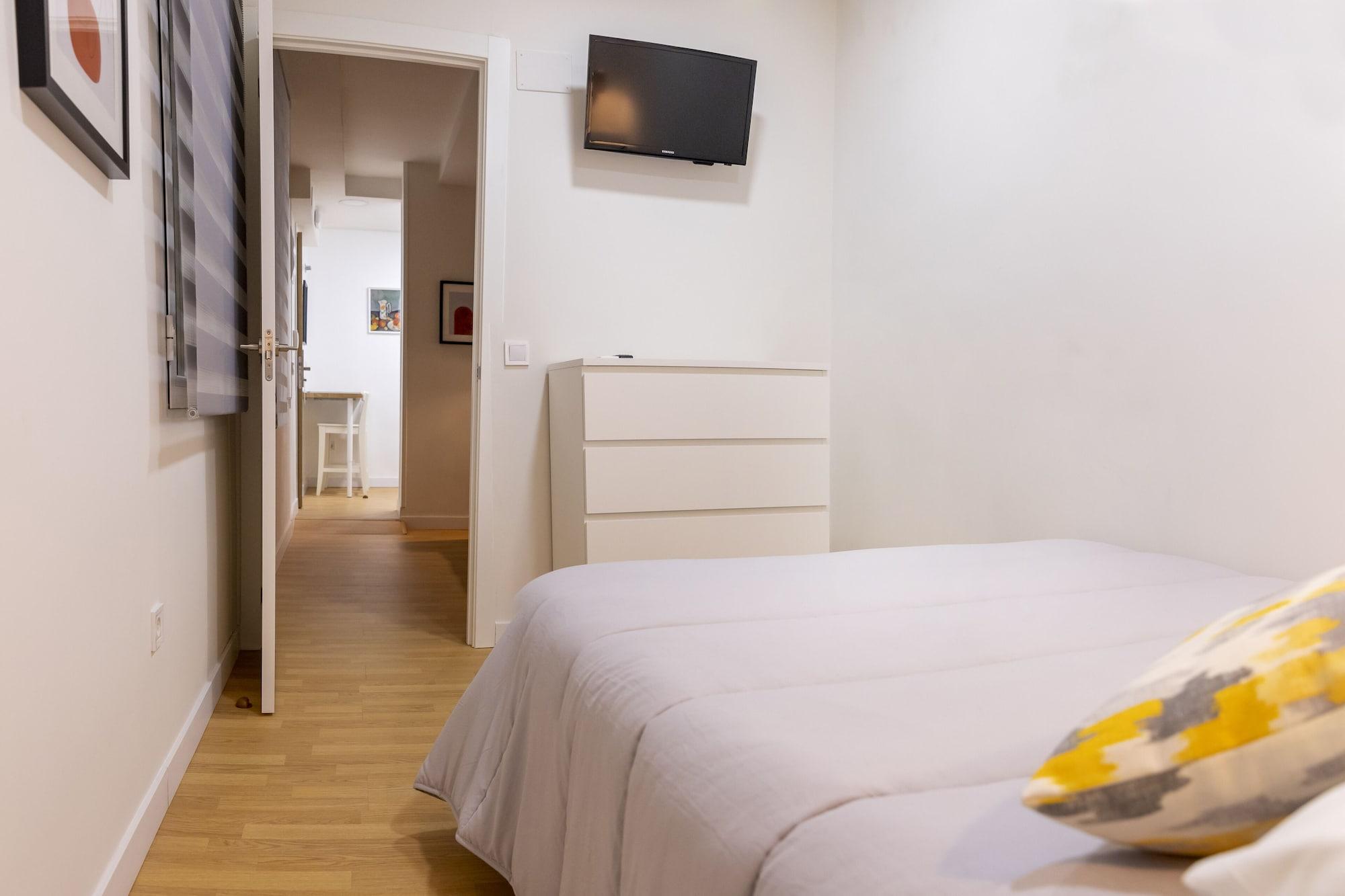 Hostal Montaloya Madrid Eksteriør billede