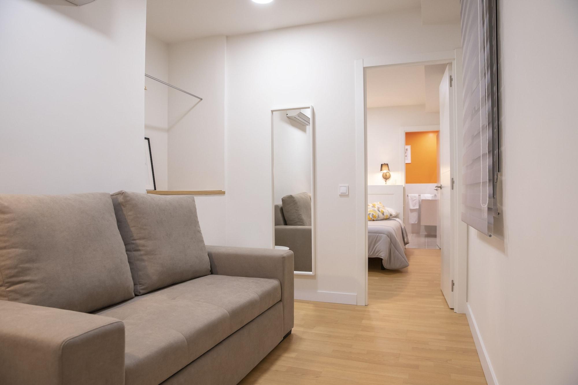 Hostal Montaloya Madrid Eksteriør billede