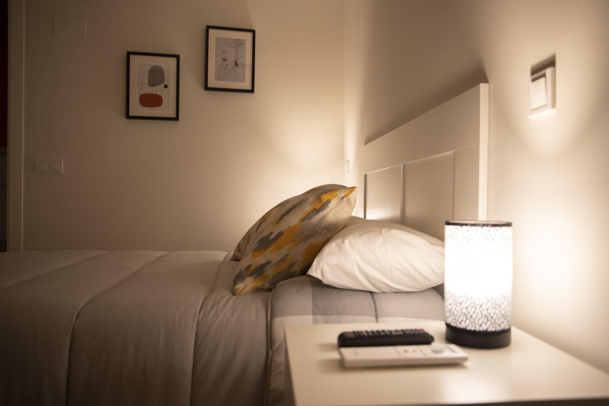 Hostal Montaloya Madrid Eksteriør billede