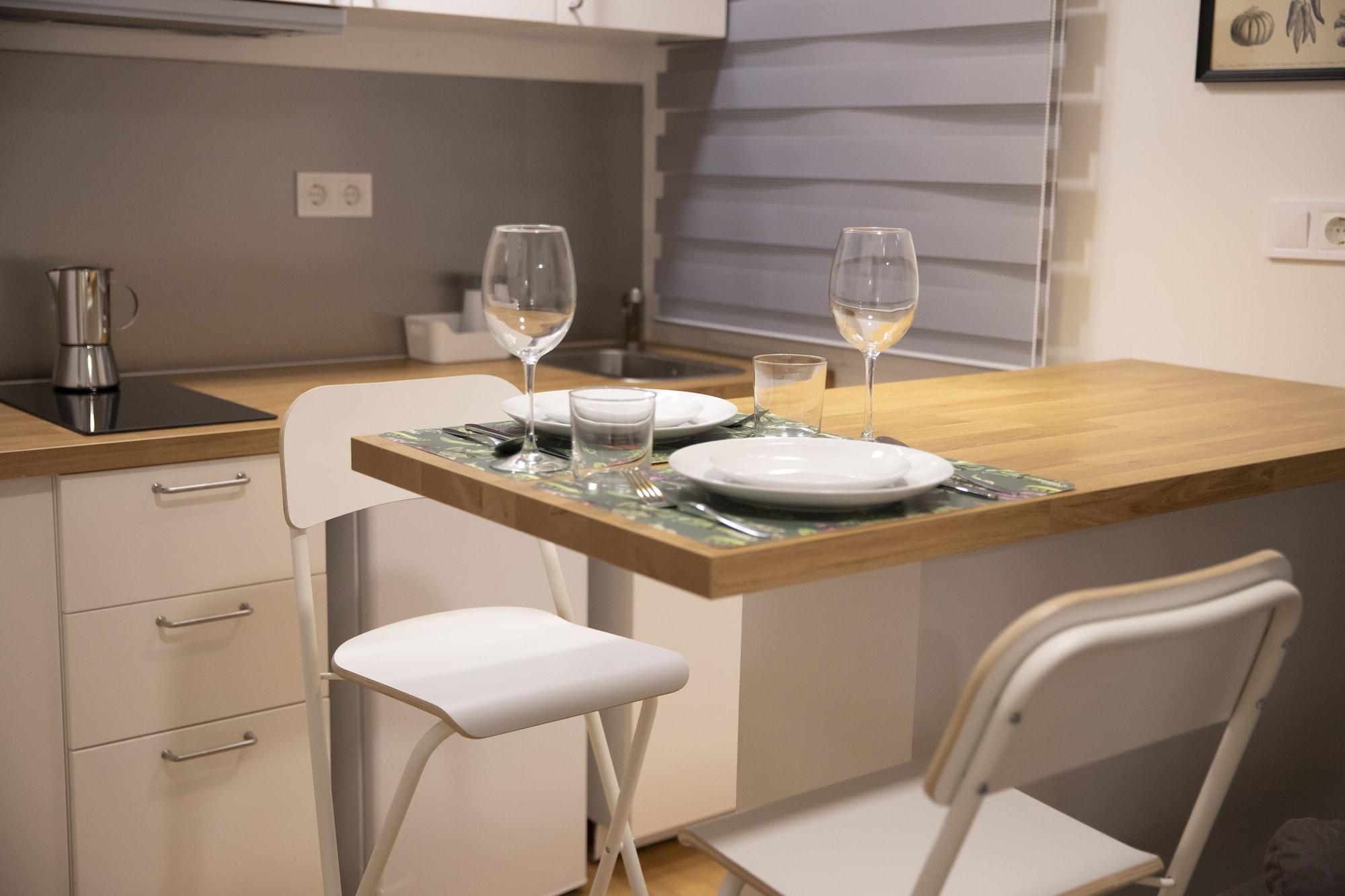 Hostal Montaloya Madrid Eksteriør billede