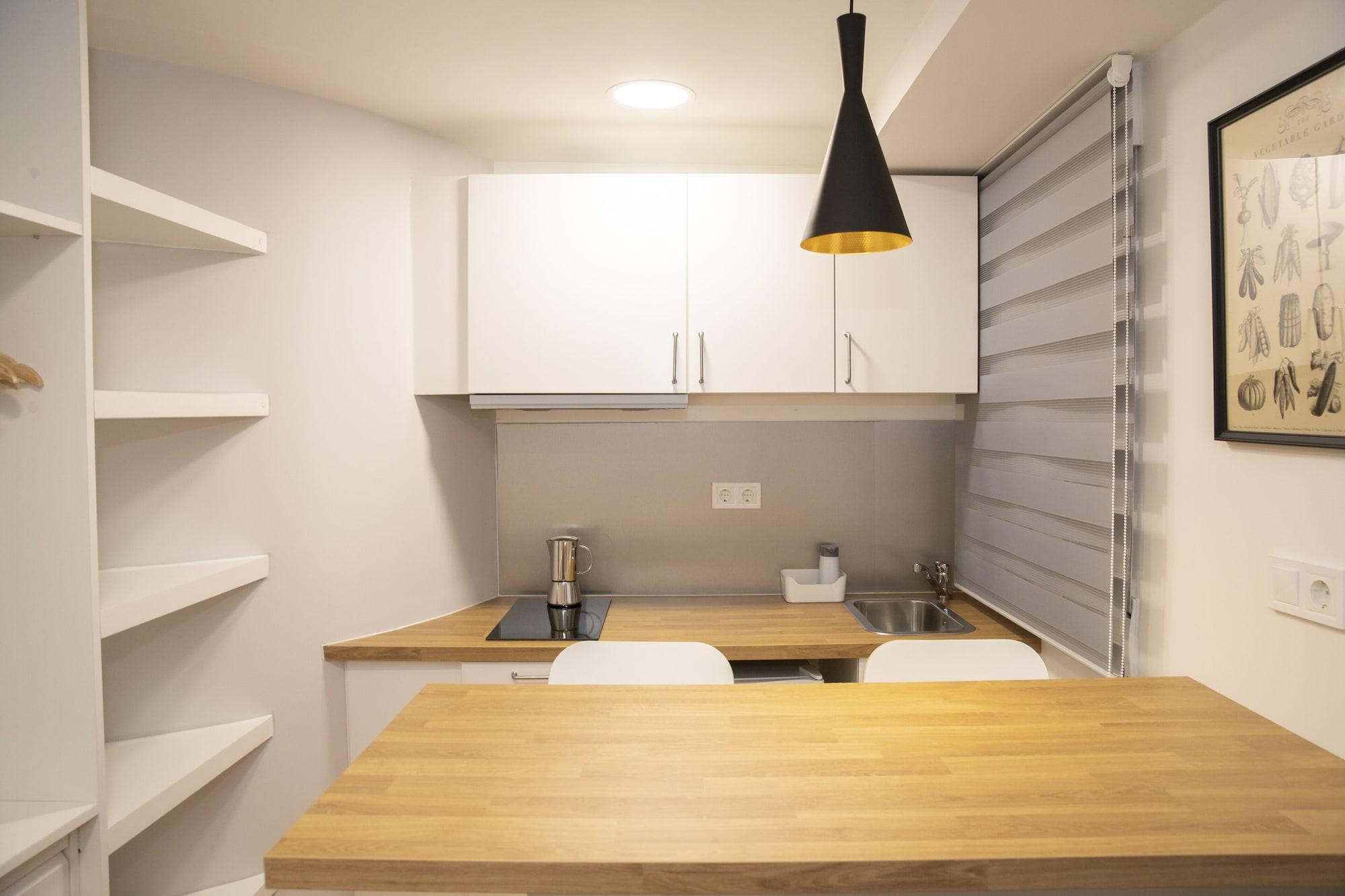 Hostal Montaloya Madrid Eksteriør billede