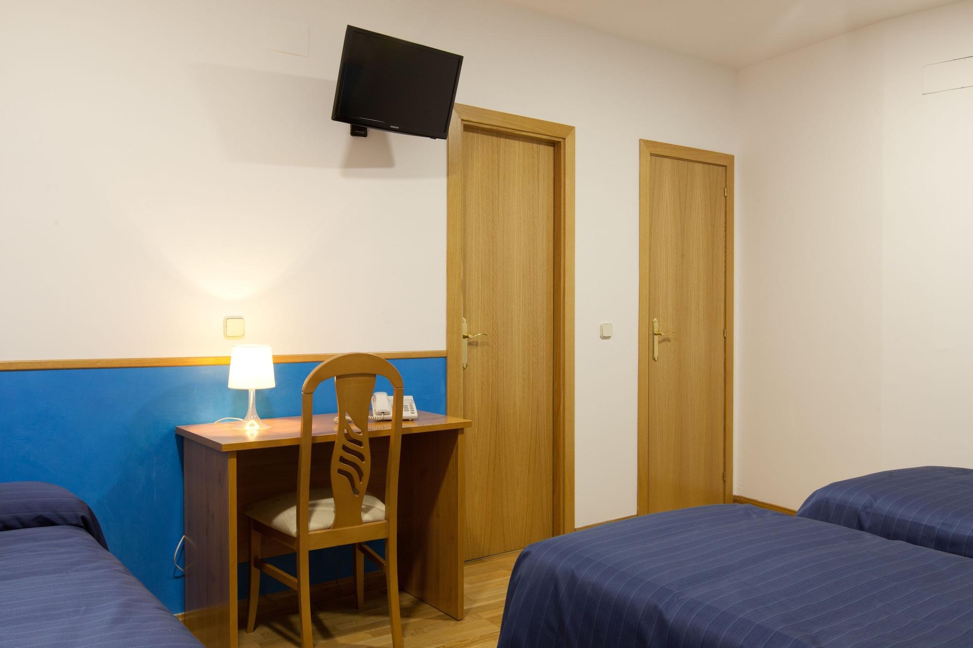 Hostal Montaloya Madrid Eksteriør billede