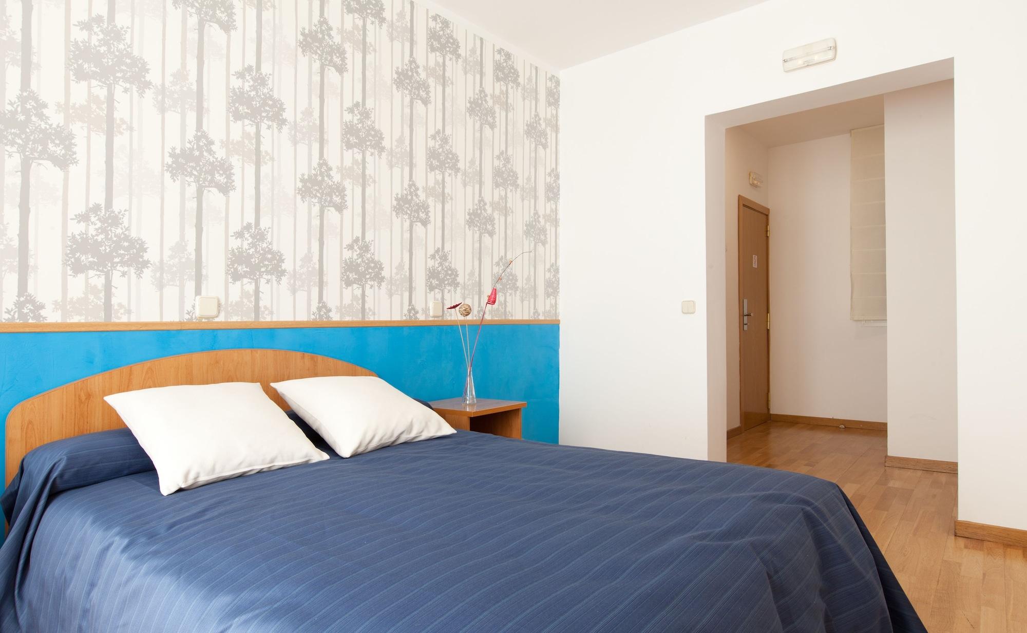 Hostal Montaloya Madrid Eksteriør billede
