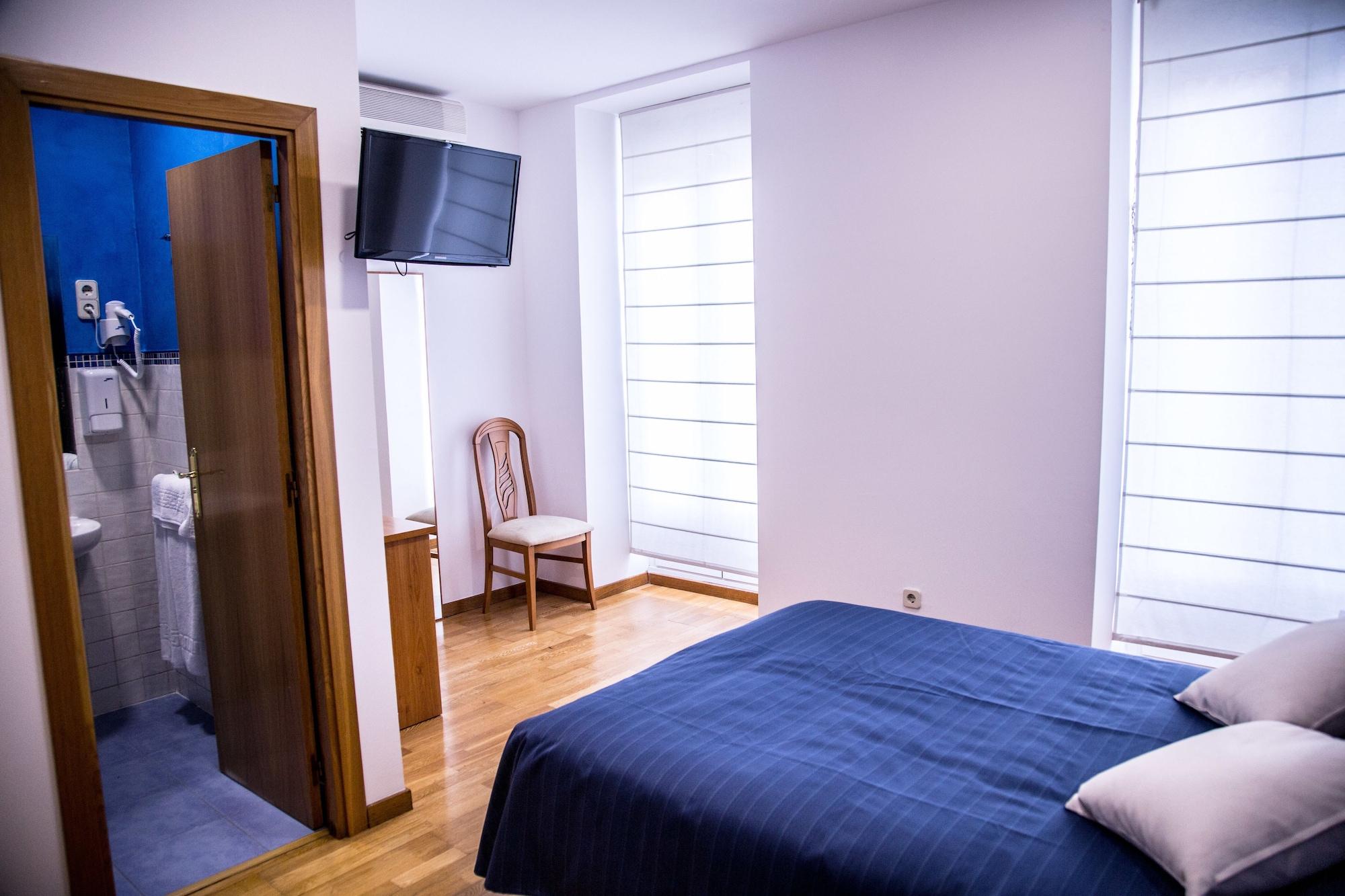 Hostal Montaloya Madrid Eksteriør billede