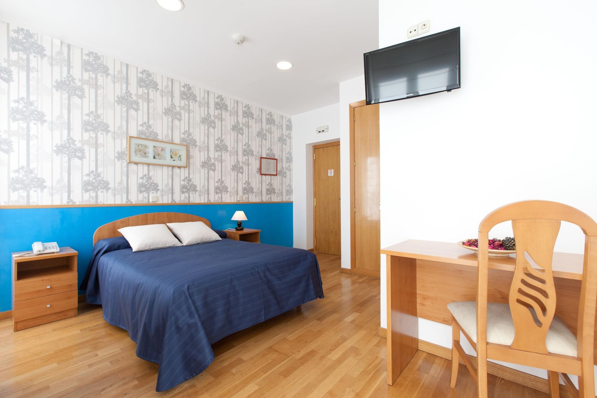 Hostal Montaloya Madrid Eksteriør billede