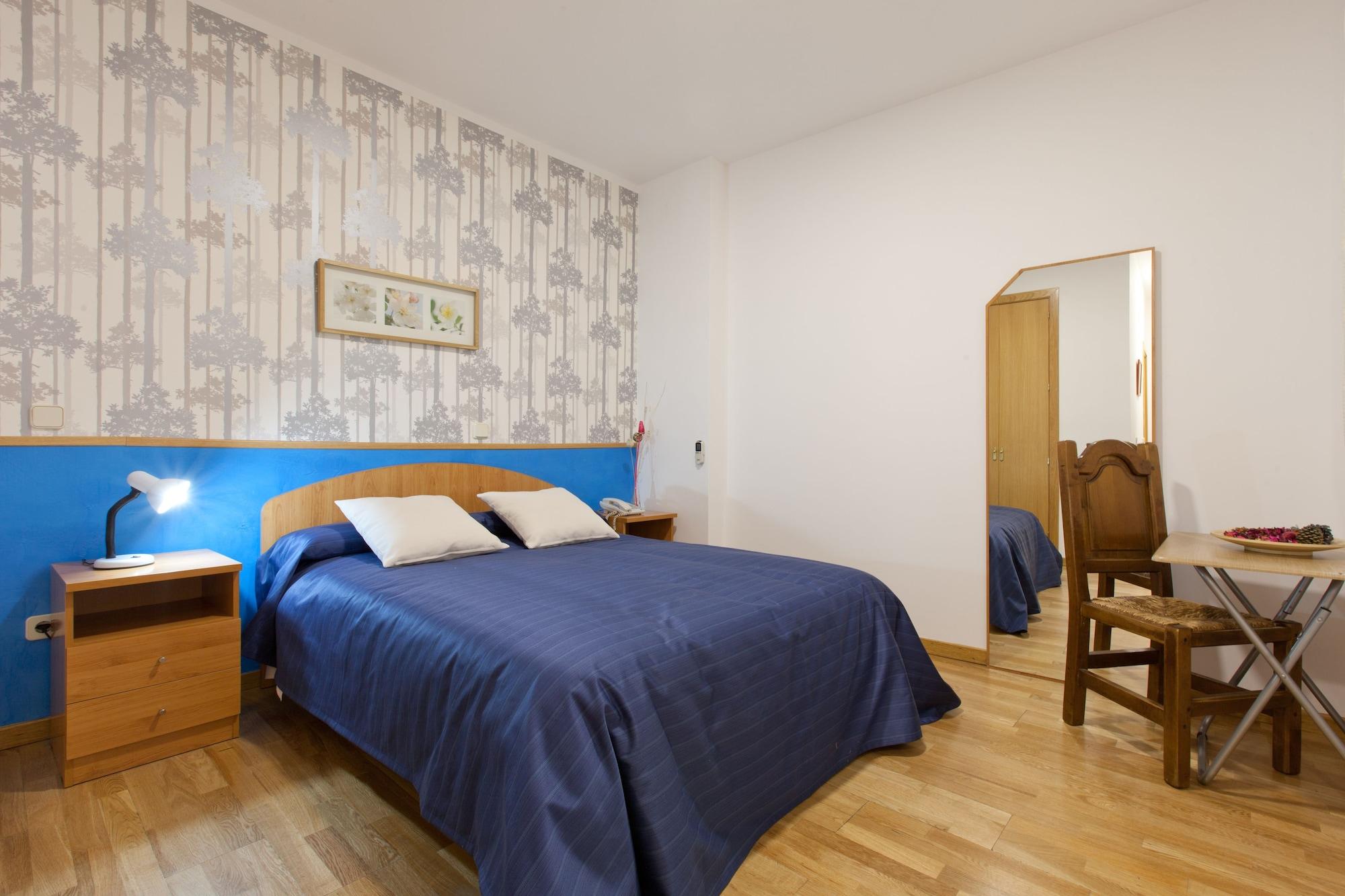 Hostal Montaloya Madrid Eksteriør billede