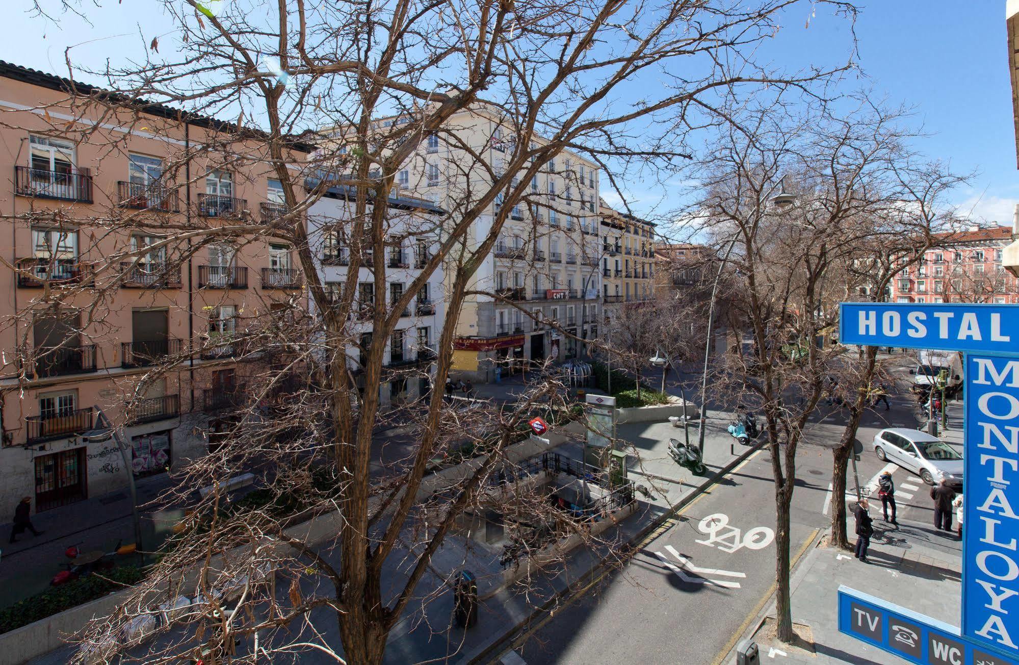 Hostal Montaloya Madrid Eksteriør billede